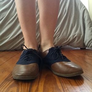 ModCloth Reading Room Romance Oxford Flat